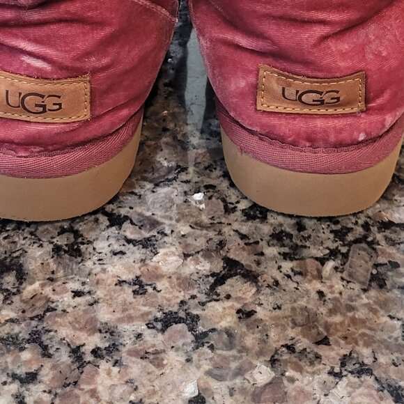 UGG**Velvet Bougainvillea Boots** Size 9 - Picture 15 of 15